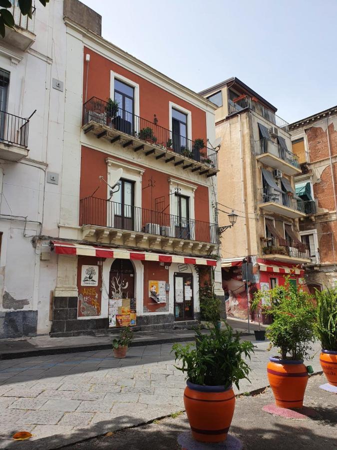 Lo Svevo Apartment Catania Bagian luar foto